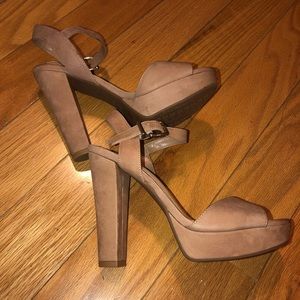 GIANNI BINI Nude Suede Platform Heels.